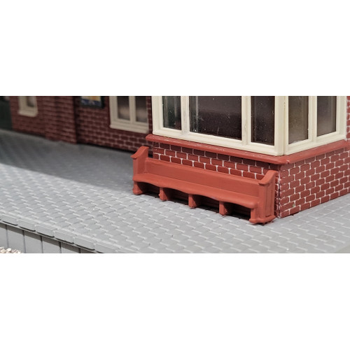 Perron bankje (klassiek) of kerkbank Perron bankje (klassiek) of kerkbank